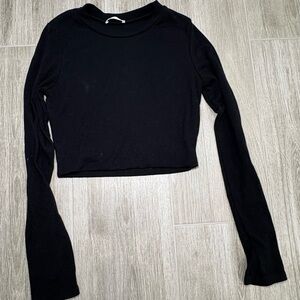 Better Be Black Long Sleeve Crop Top